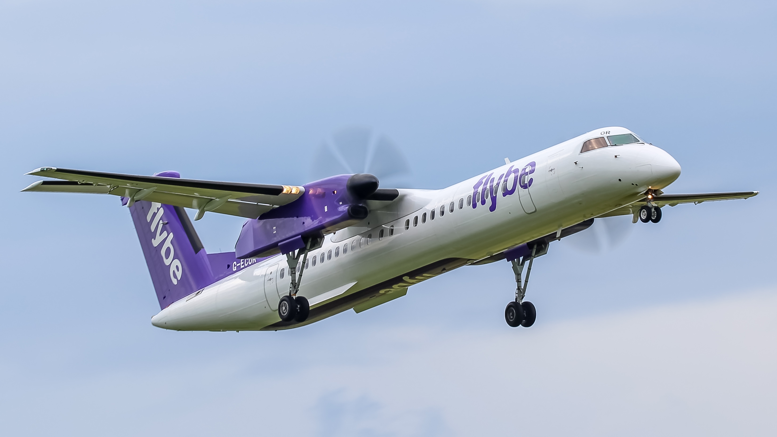 Flybe to introduce daily Glasgow-Southampton service in 2023 - ADS Advance